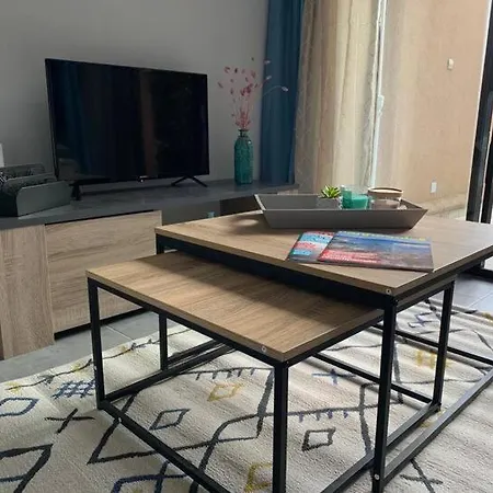 Apartment Cosy Blue Classe 2 Etoiles Piscine Parking Clim Terrasse *